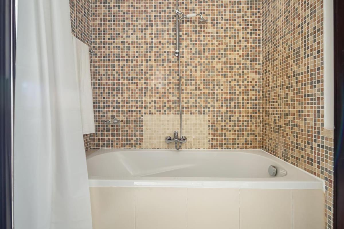 Frank Porter - Reehan 1 - 5