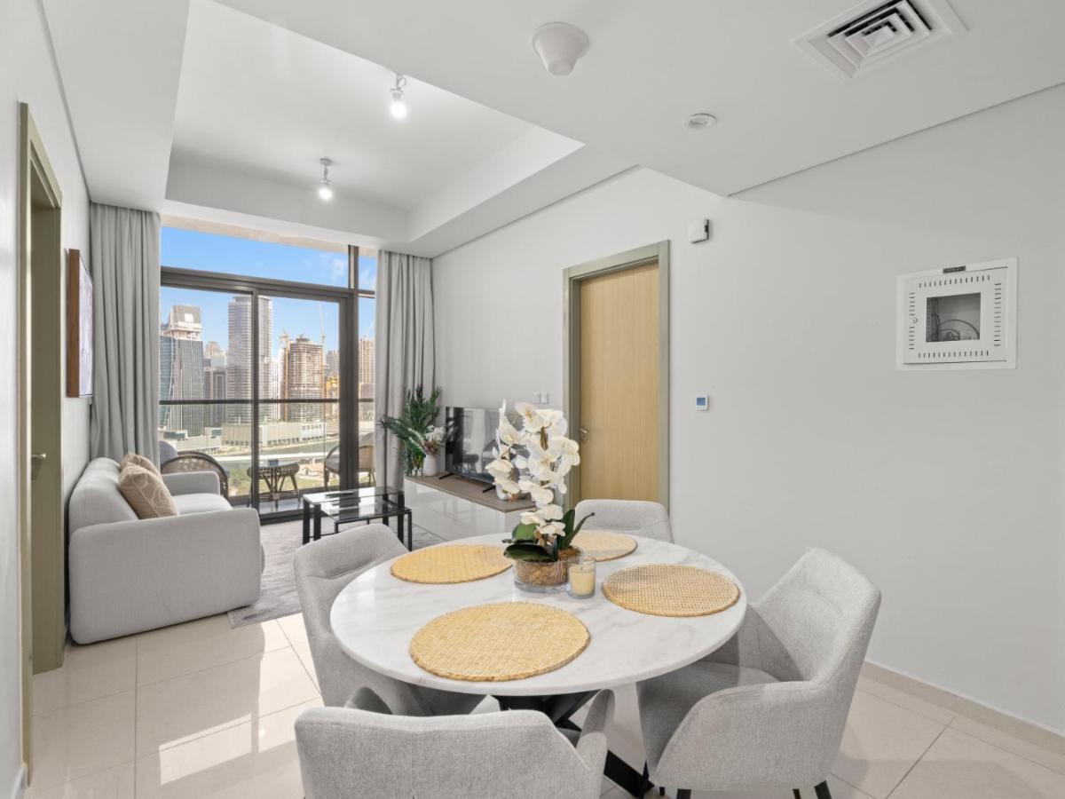 Sophisticated 2BDR Living In Aykon City Business B - 5