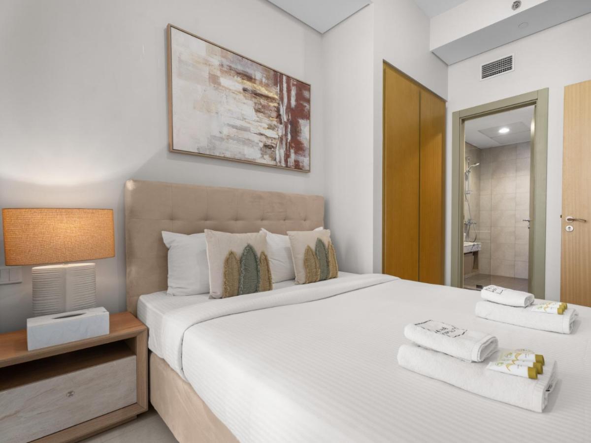 Sophisticated 2BDR Living In Aykon City Business B - 3