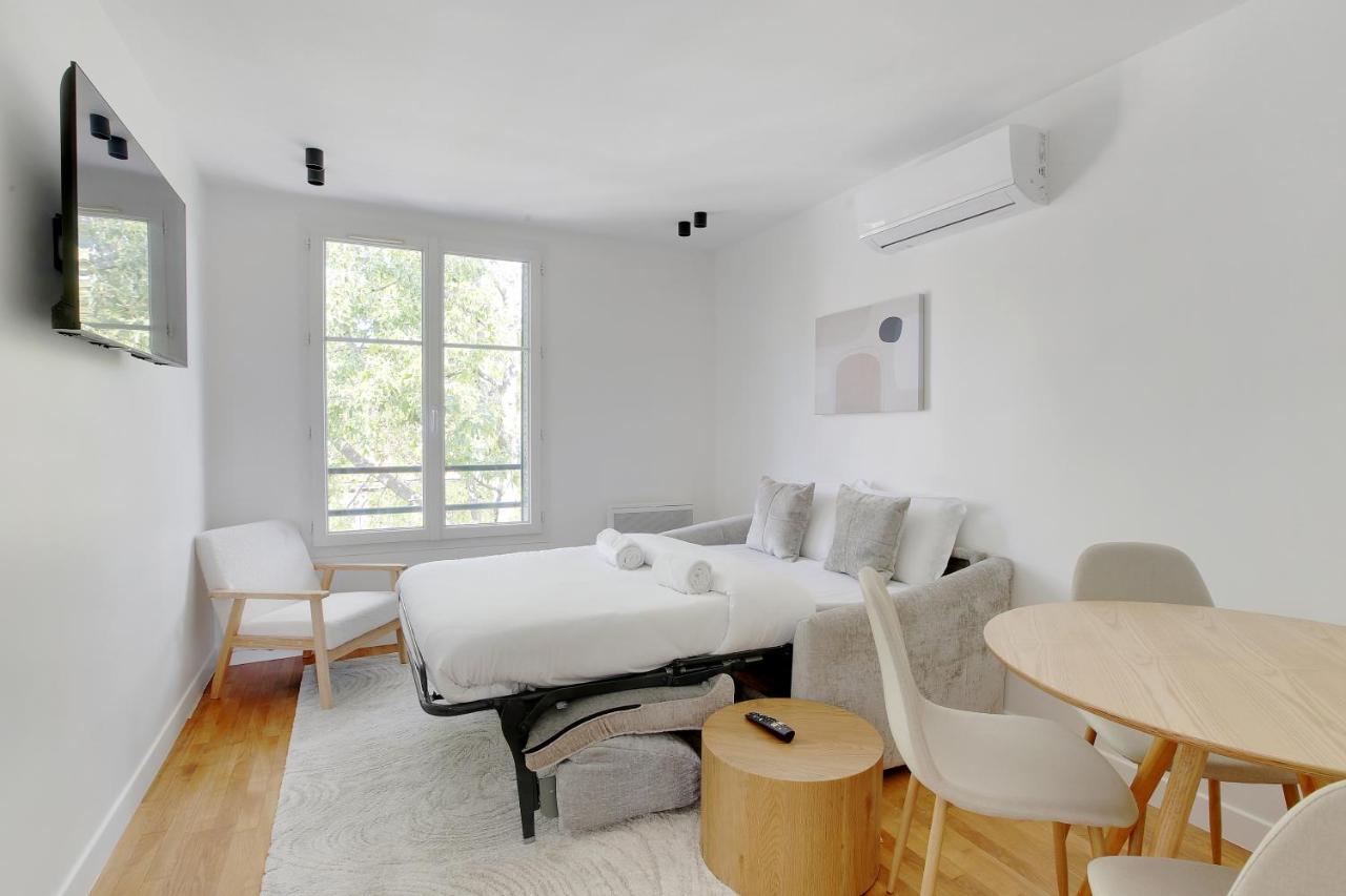 New, air-conditioned apartment - close to Paris - 2