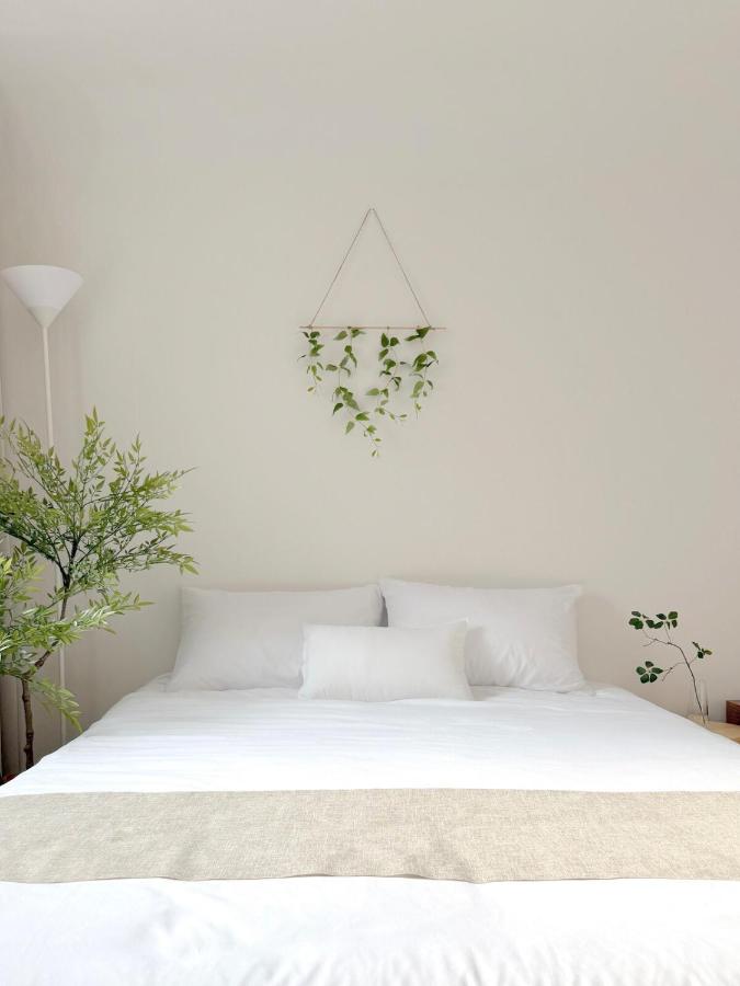 HOSTAY Cheongdam 2BR Apartment 2 Queen Beds Gangnam - 2