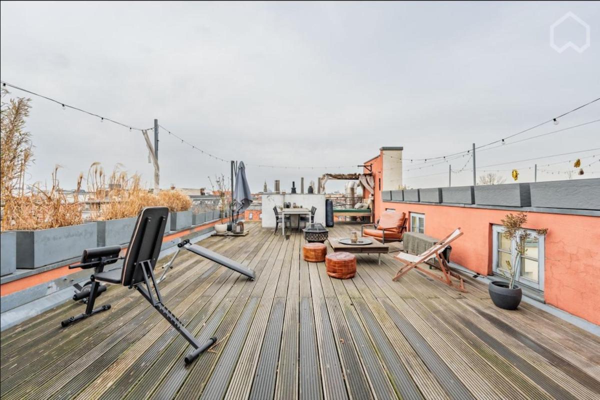 Designer Loft with Big Rooftop and Office - 5