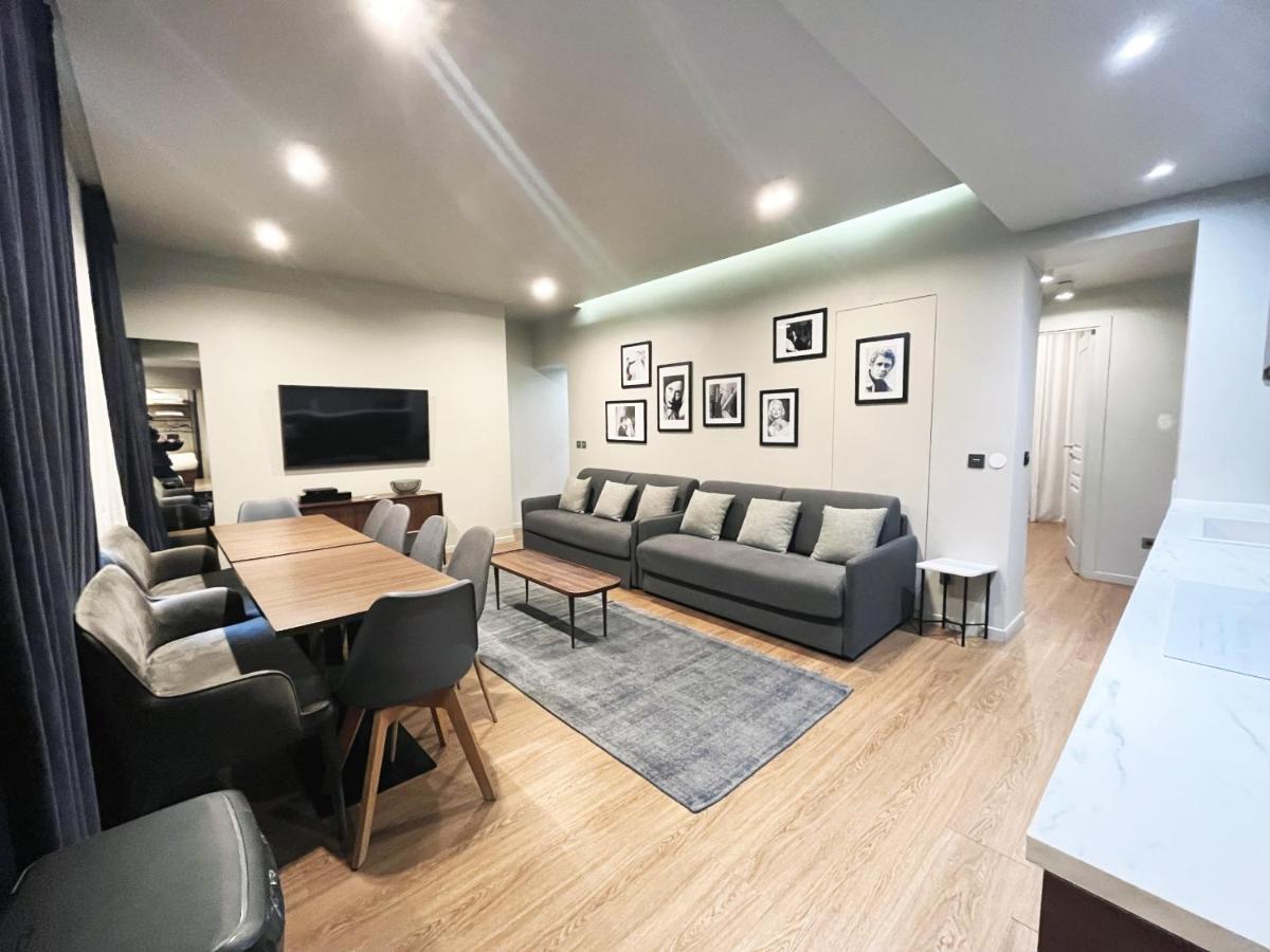 UrbanFlat 79 - Bel appartement de 4 chambres Republique - 2