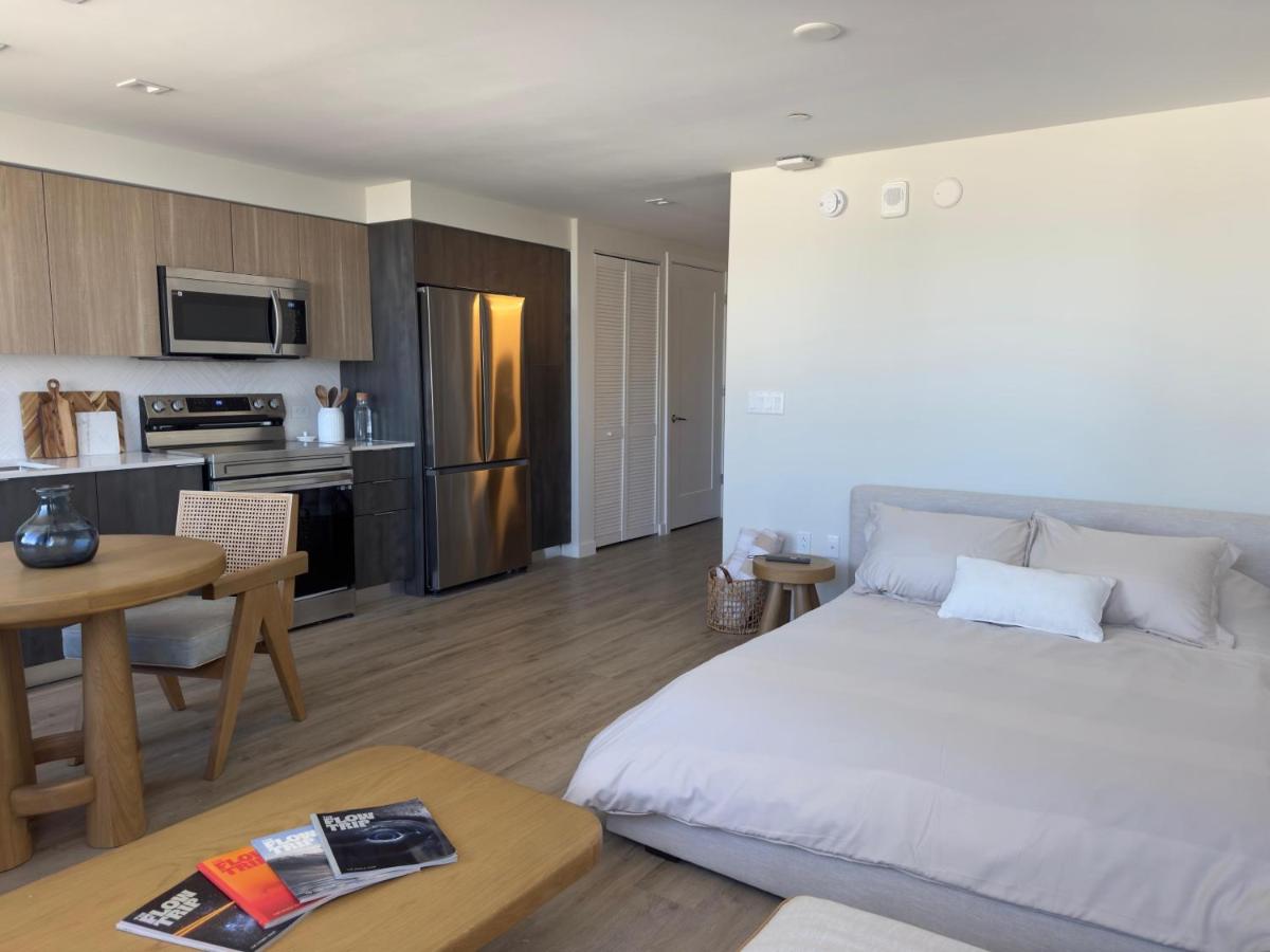 Downtown Studio Apartment - 5