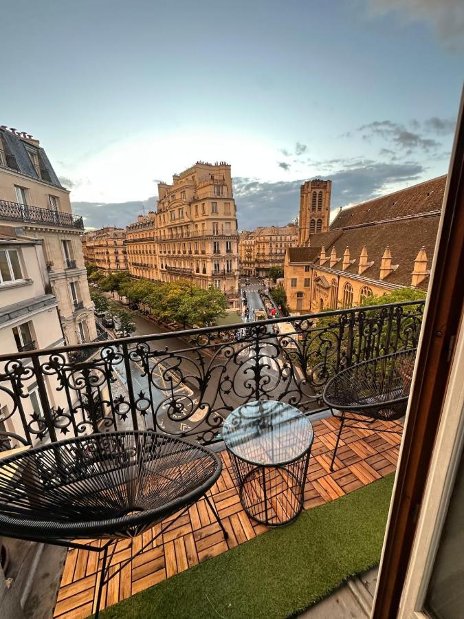 Appartement de charme 3 pièces Paris Centre Marais