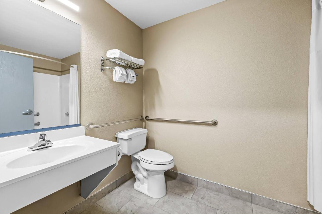 Odyssey Inn — photo 14
