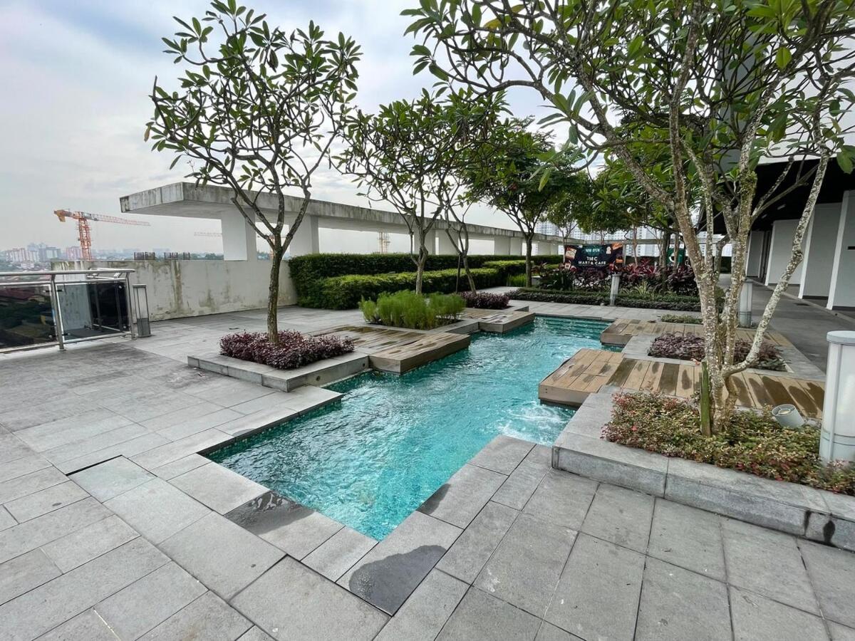 1 Tebrau Near Mid Valley Southkey JB City by Ucome Homestay - 4