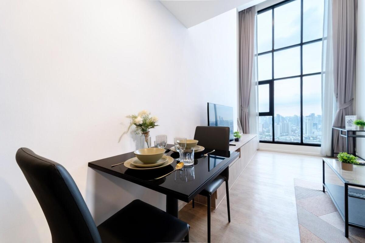 Bright Duplex Panoramic Views Rooftop Pool & Gym - 5