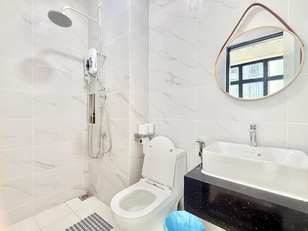 SPACE Residency near KSL mall by LuminaStar - 3