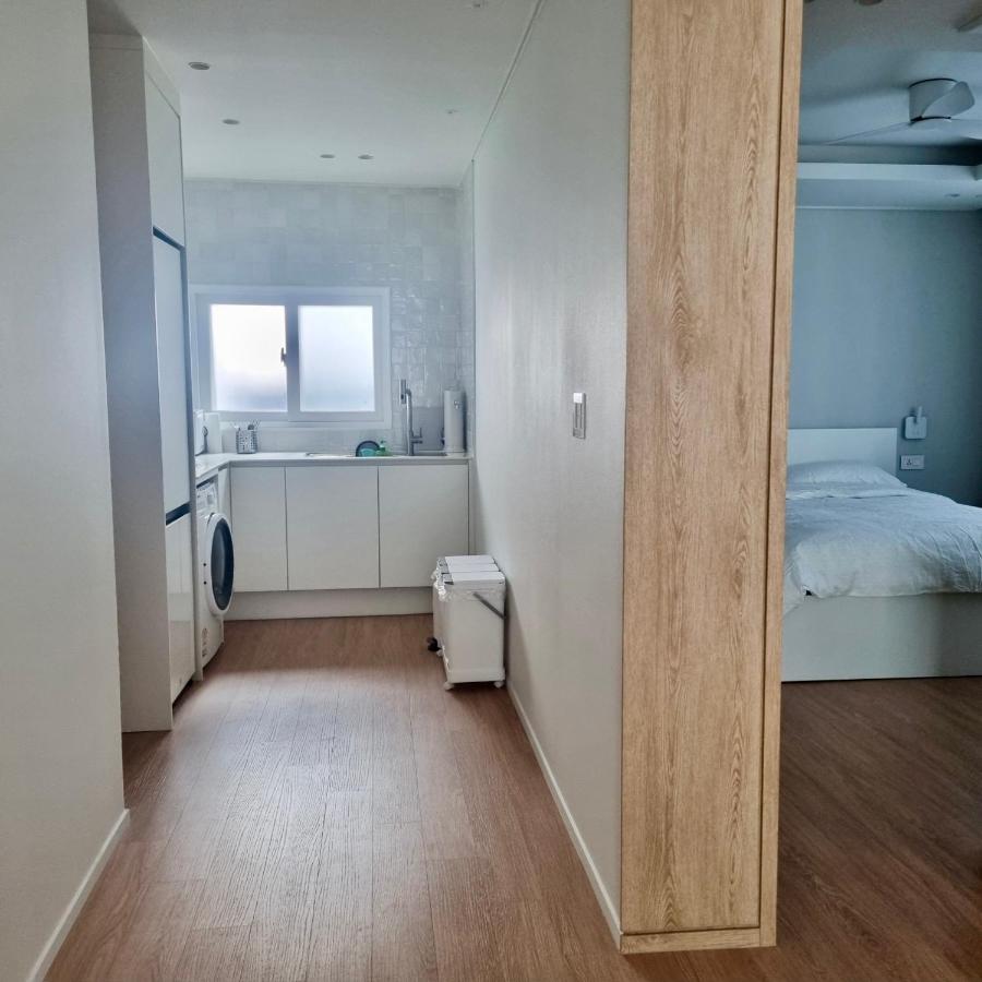 Yongsan Station Samgakji house 2nd floor - 2