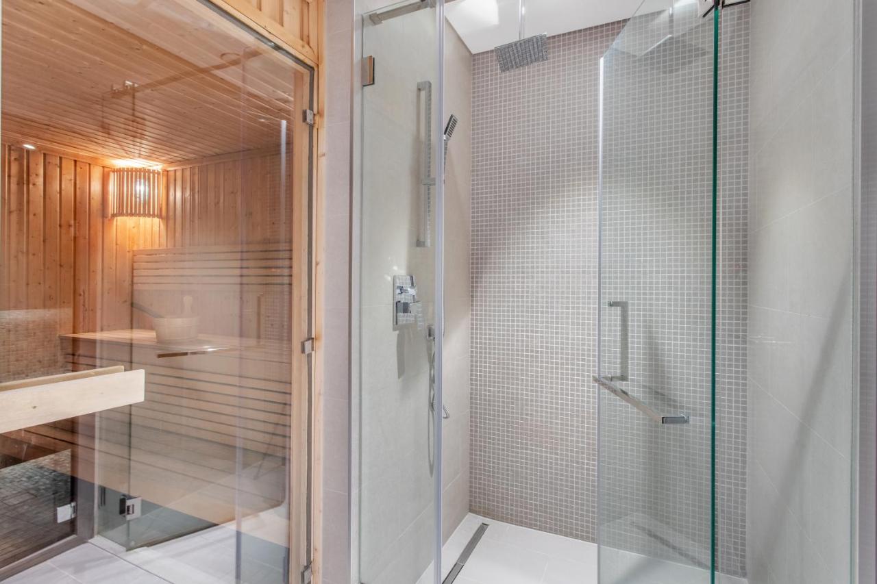 STAY BY LATINEM Luxury 1BR Holiday Home CV A 907 near Dubai Mall - 3