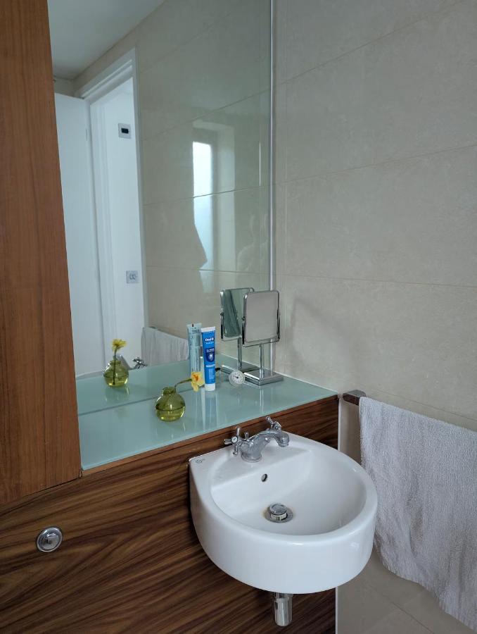 The Entire Floor of a Unique House, 2 Rooms - 4