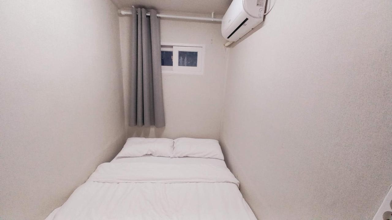 1965 Sinchon Inn - 2