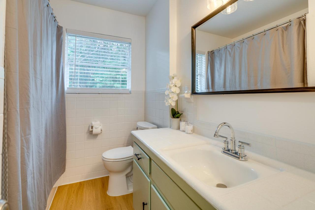 Walk to Campus Creekside Austin Duplex! - 3