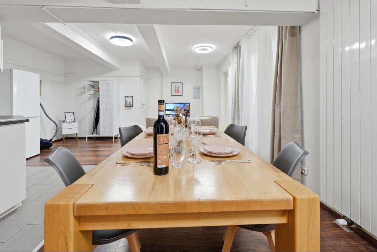 Yello Homes - Tiny Loft - 4 Personen - Flughafen