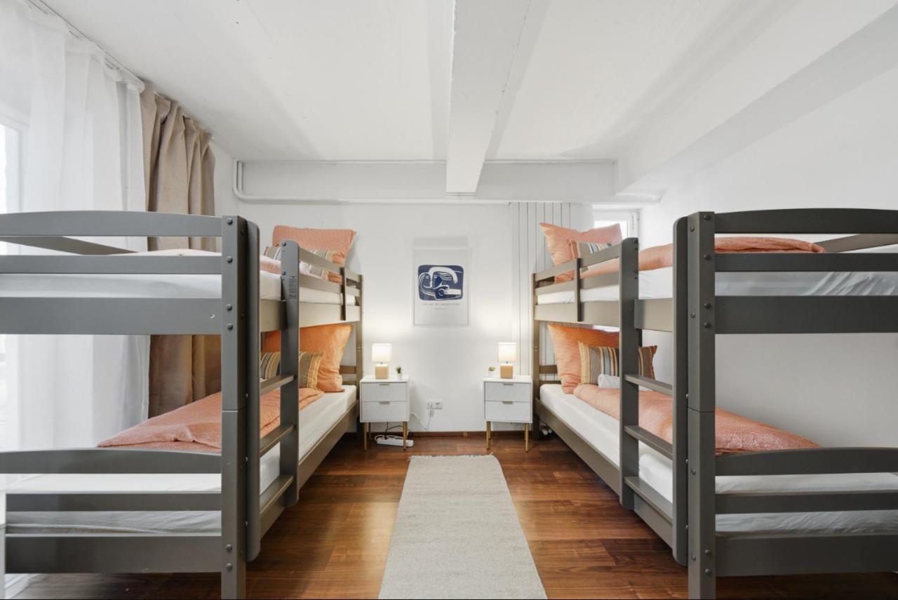 Yello Homes - Tiny Loft - 4 Personen - Flughafen