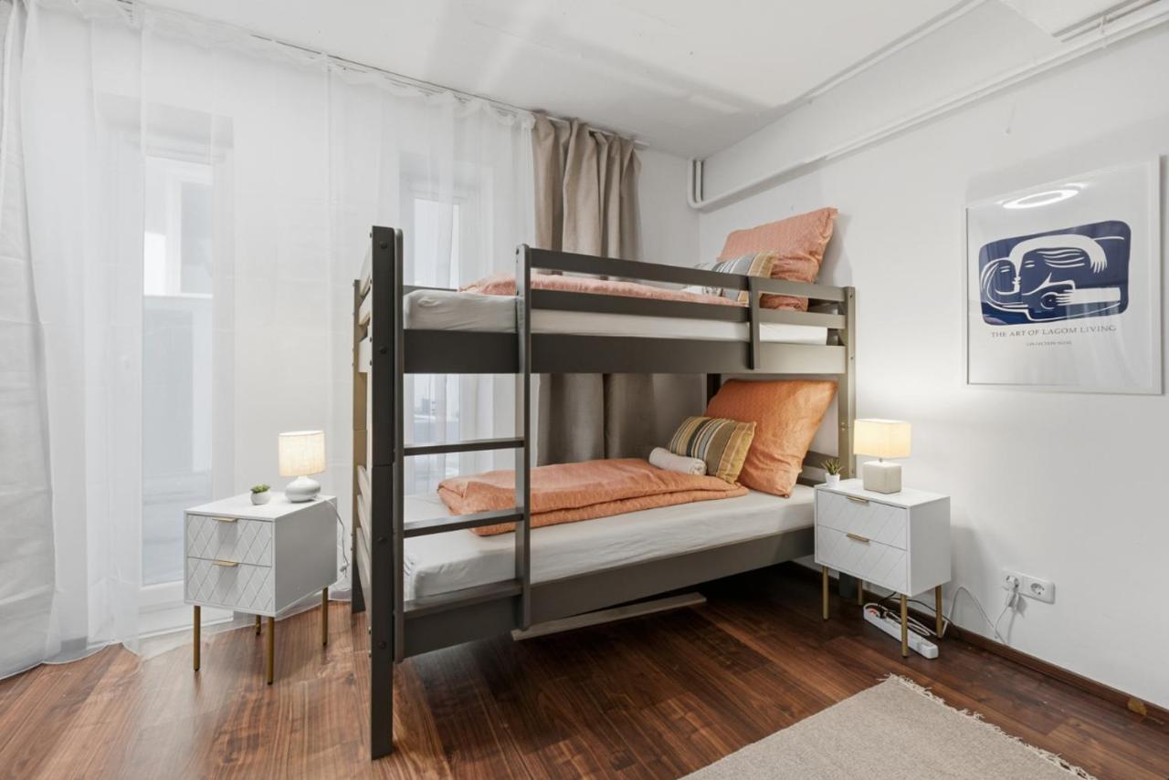 Yello Homes - Tiny Loft - 4 Personen - Flughafen
