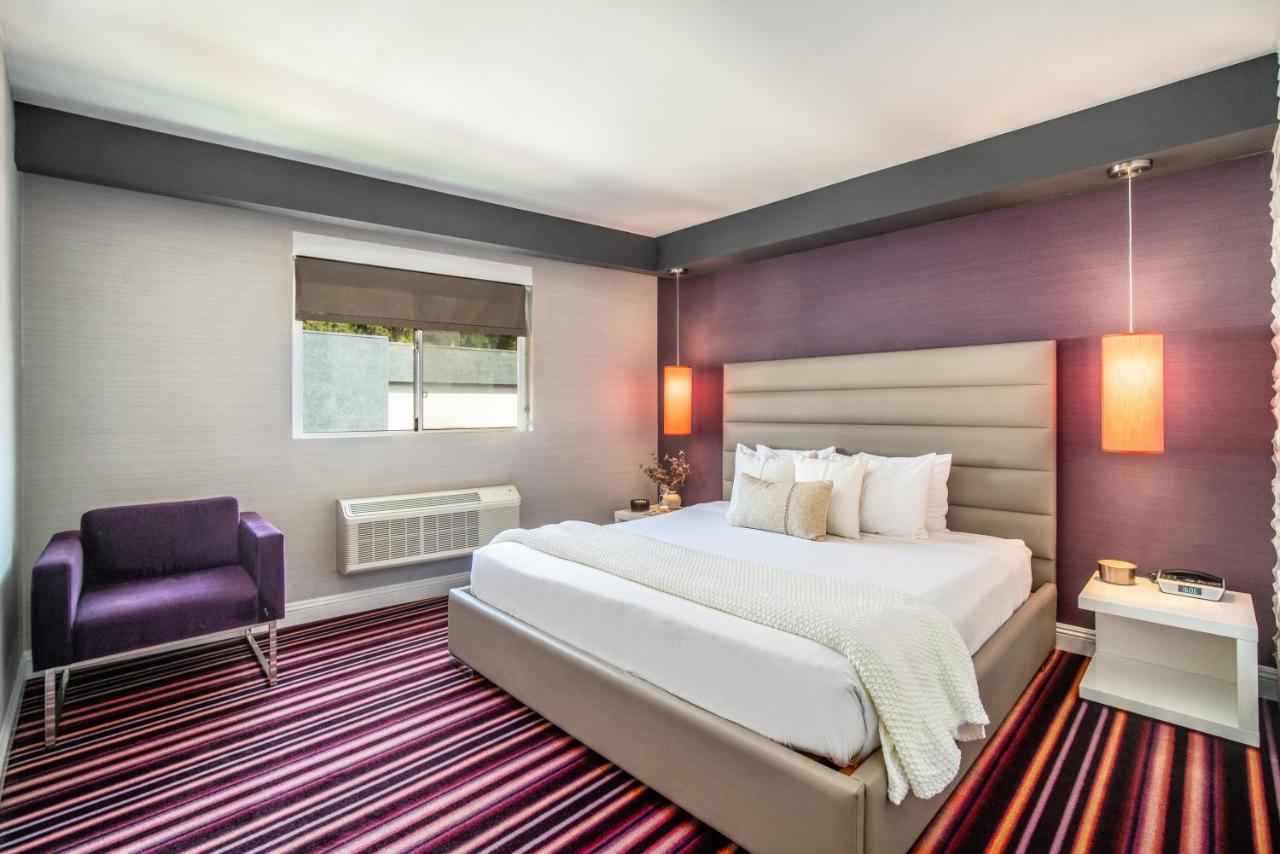 Lexen Hotel - Hollywood Walk of Fame-Universal Studios - 2