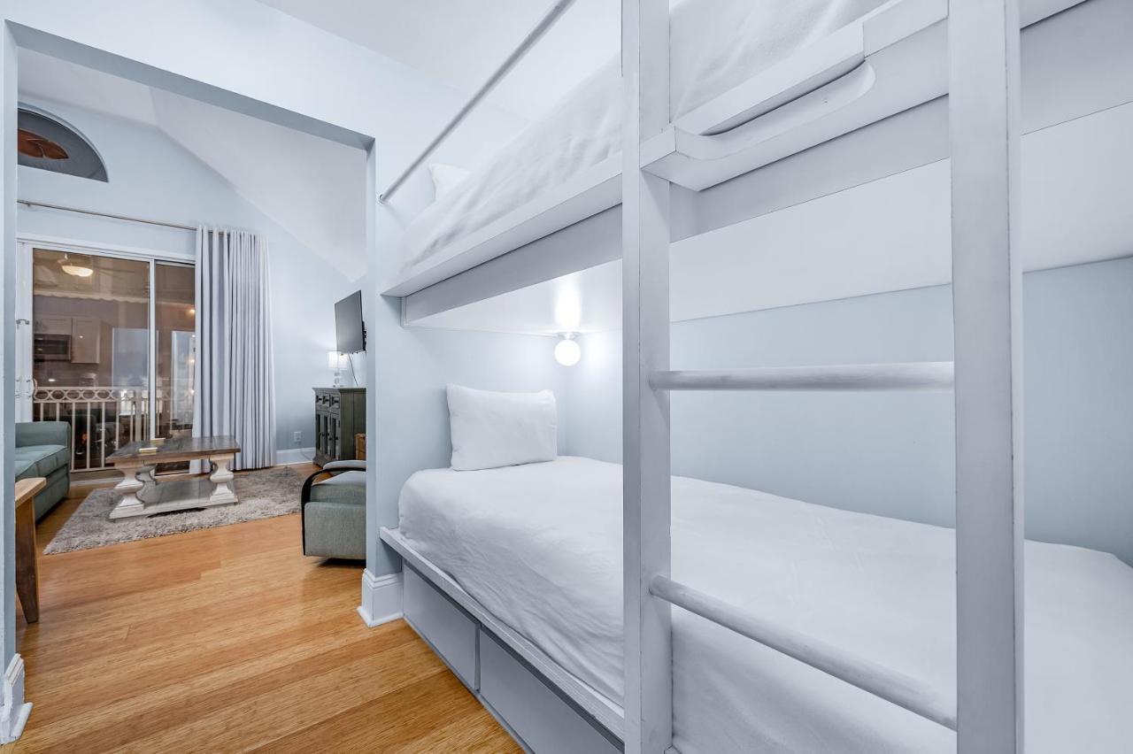 Nantucket Cottages — photo 14