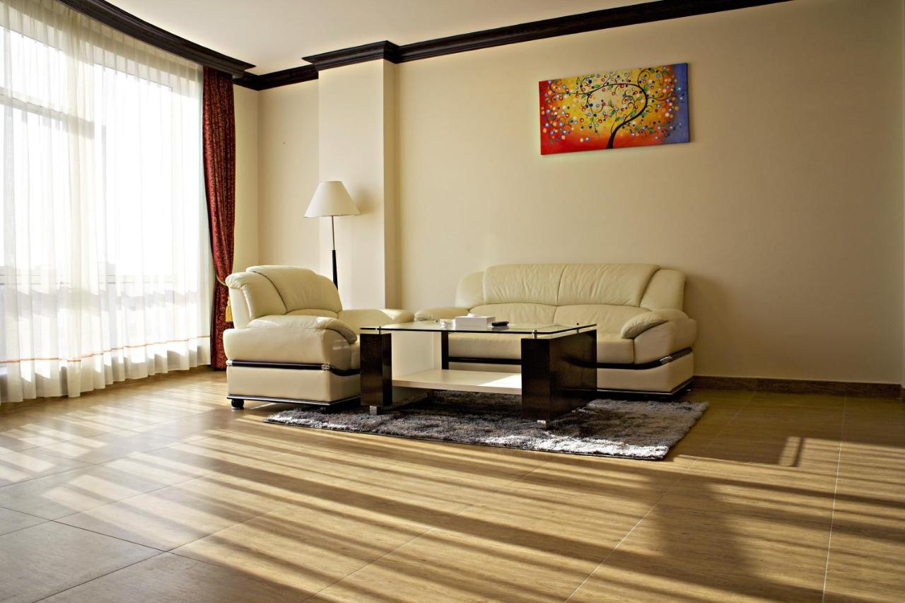 Royal Phoenicia Hotel photo