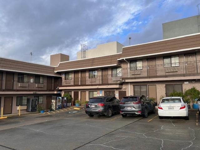 Travis Lodge Motel 16 — photo 14