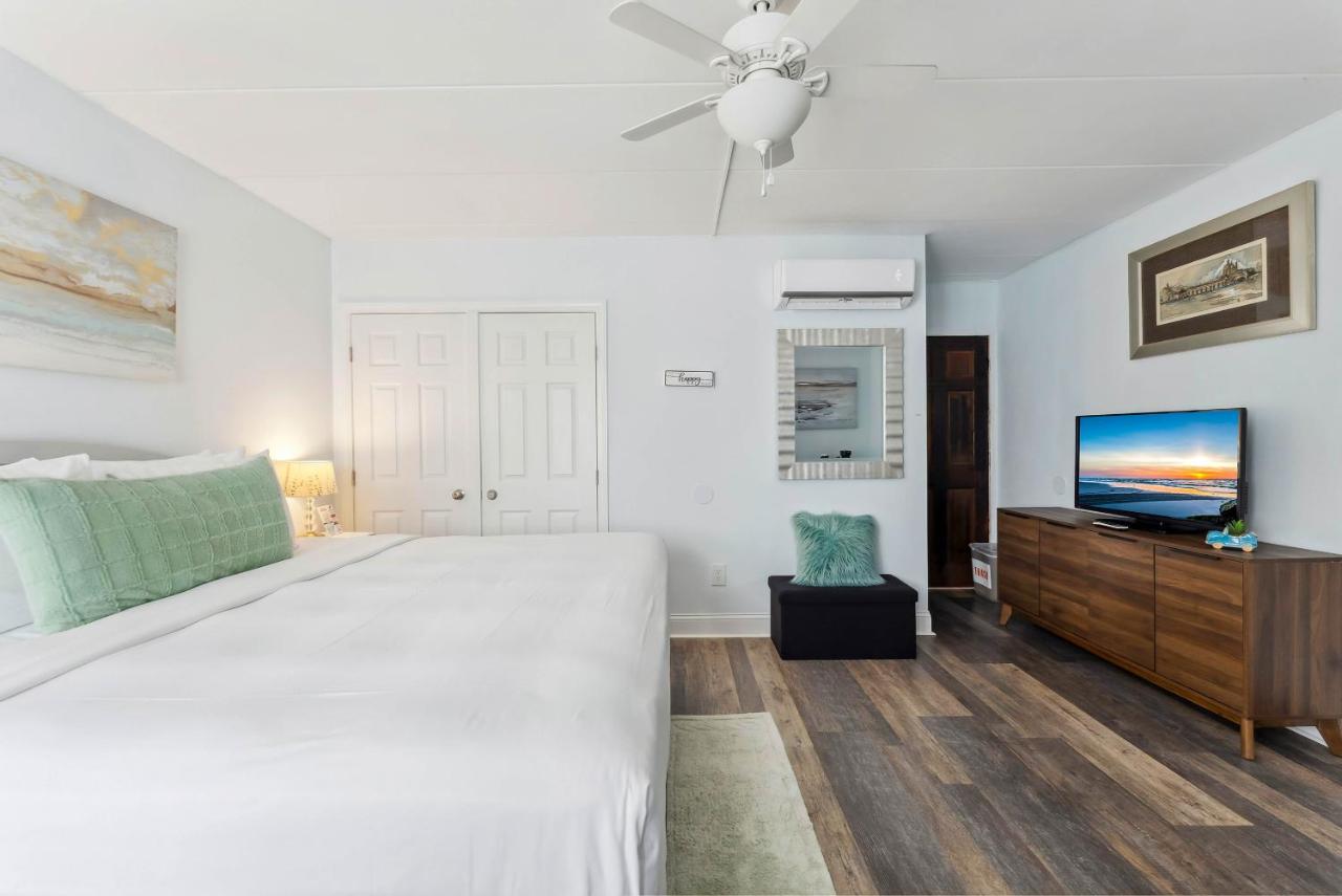 Daytona Inn and Suites — photo 5