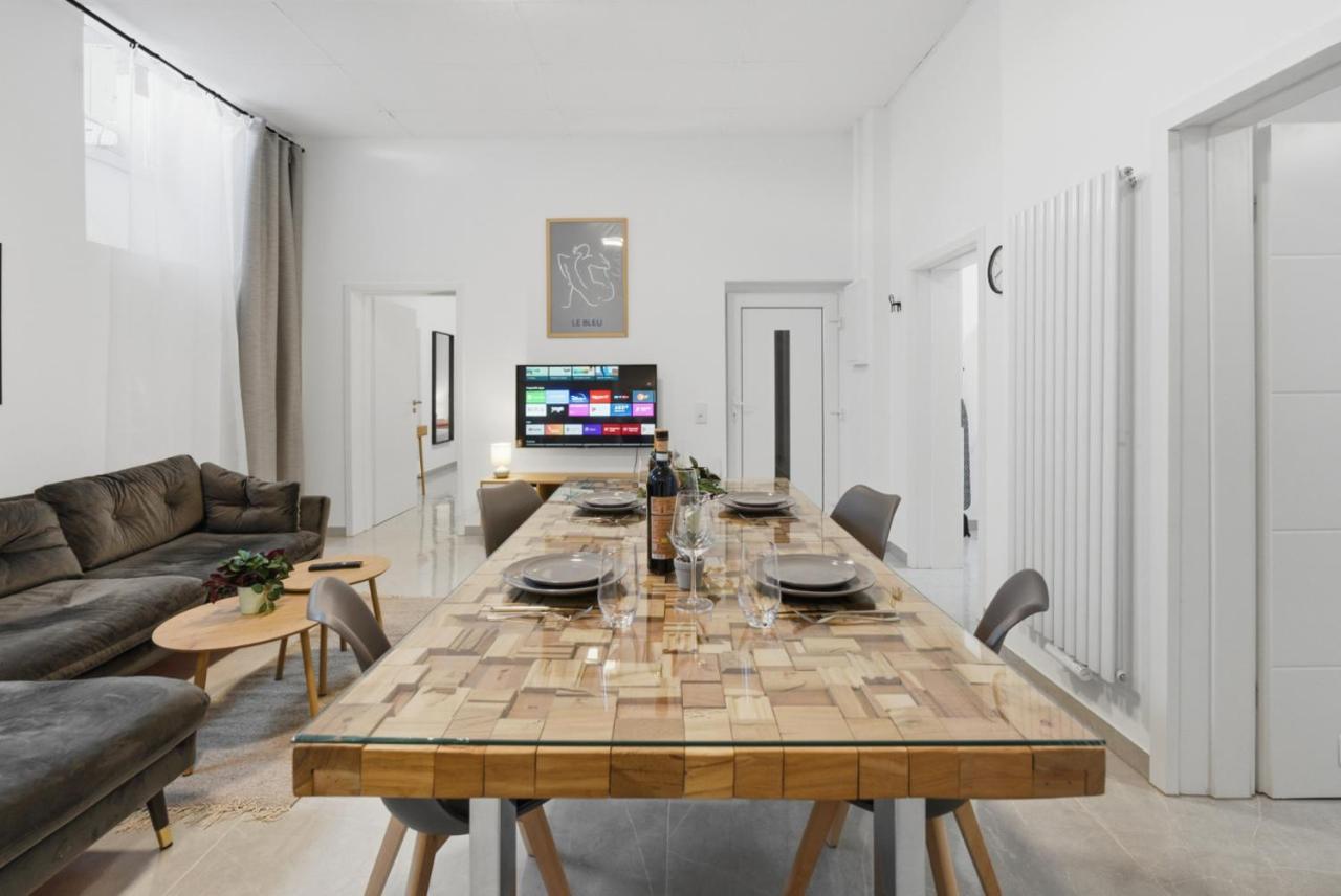 Yello Homes - Souterrain - Whirlpool - LuxuryStyle