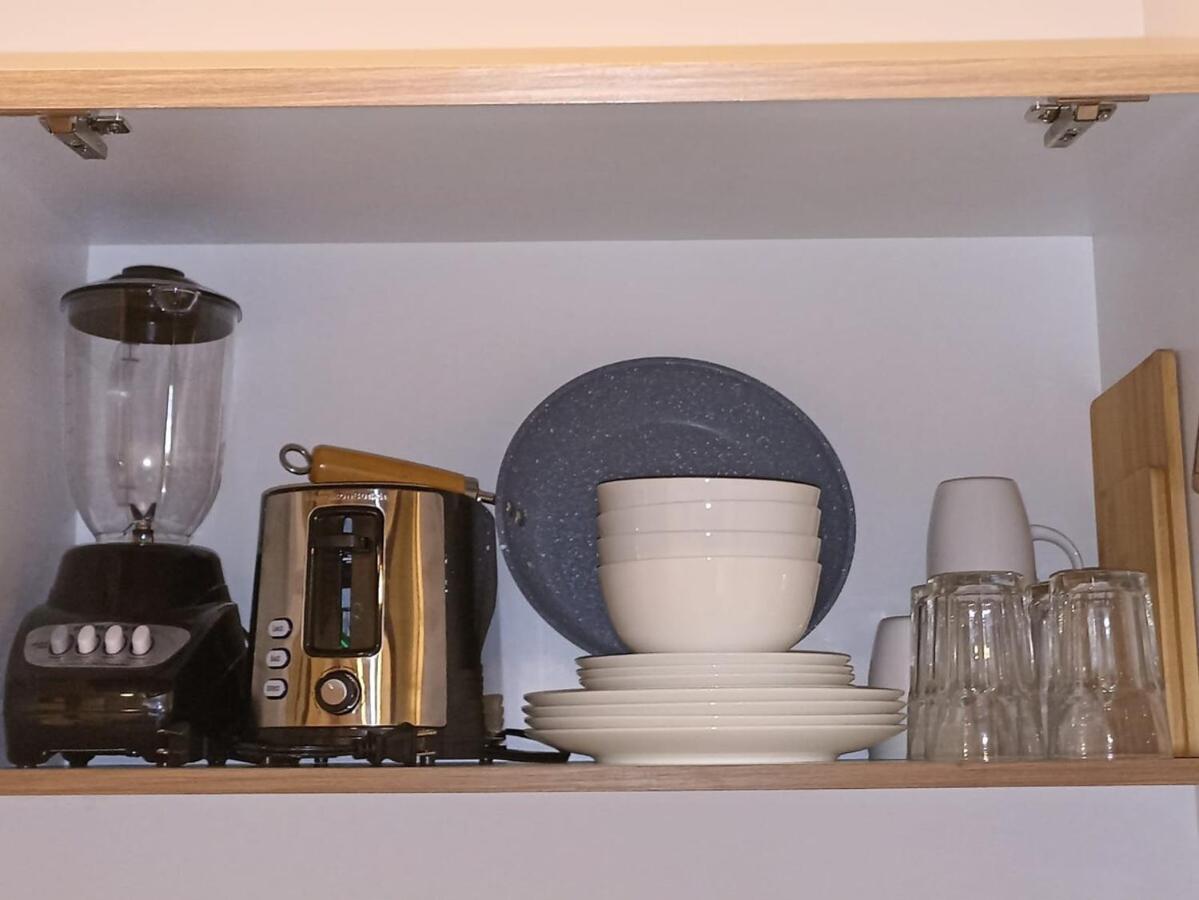 Modern Private Loft Metro Nearby Practical Stay - 4