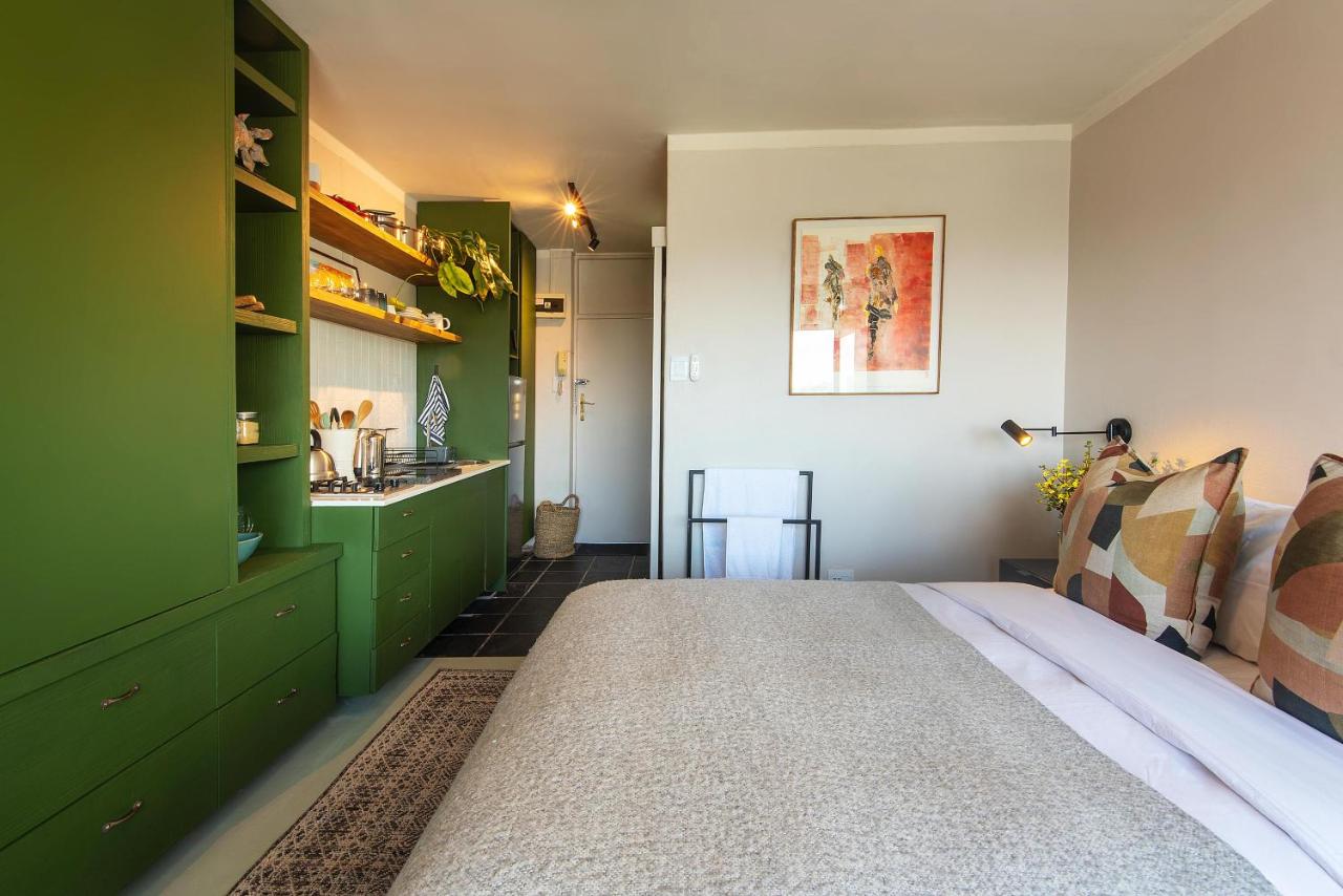 Vibey Kloof Street Retreat - 2