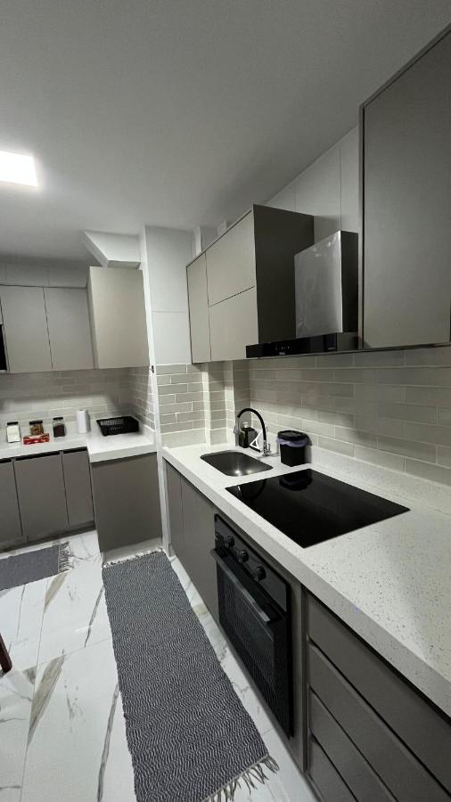 3 Bedrooms 2 Blocks from the Beach in Copacabana - 5