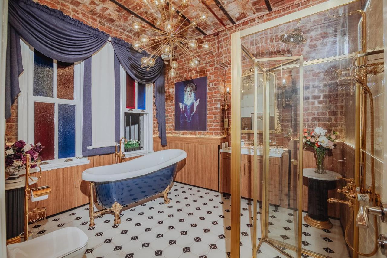 Allegory of Taksim - 3