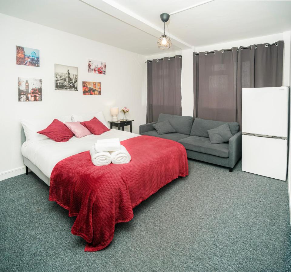 2 of 5 Room Cozy, spacious and modern in Camden Town - 2