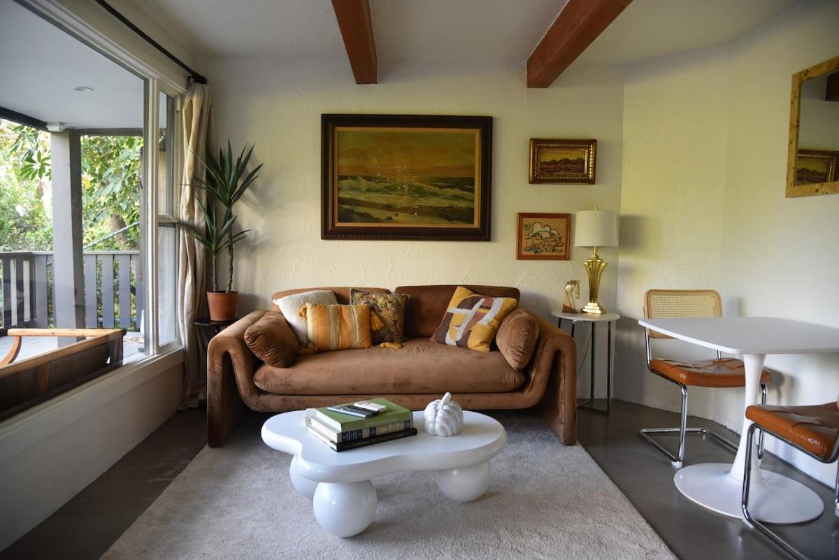 Hollywood Hills Duplex with view and parking!