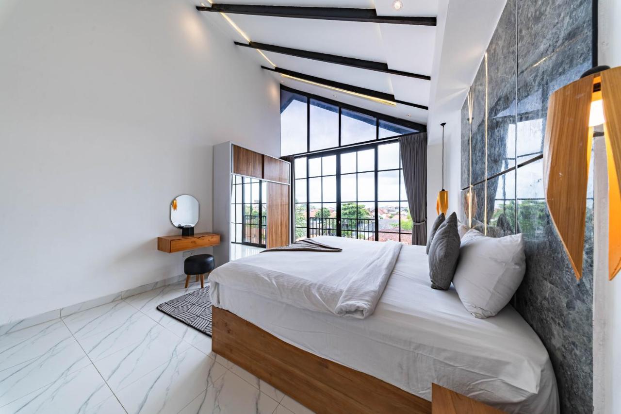 Seminyak Loft 360 by Villas R Us - 2