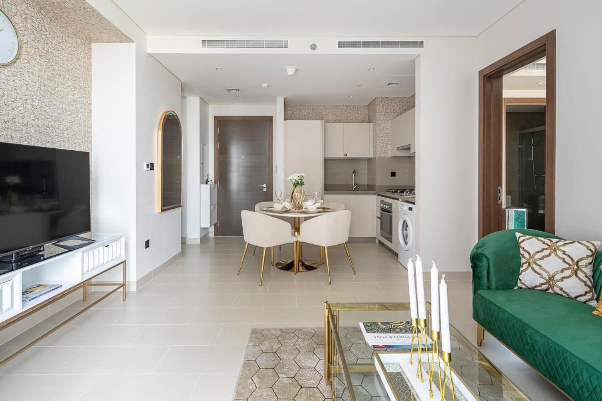 Frank Porter - Sobha Creek Tower B - 5