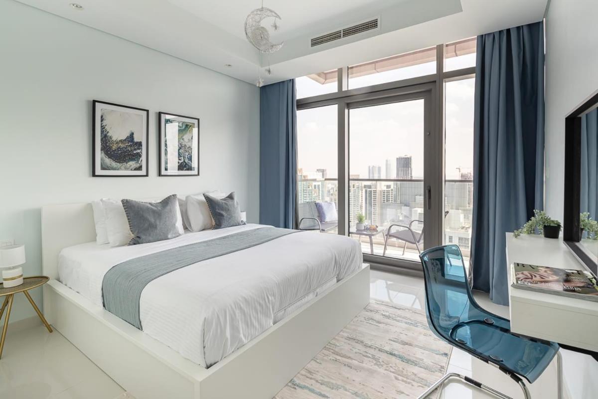 Frank Porter - Paramount Midtown - 3