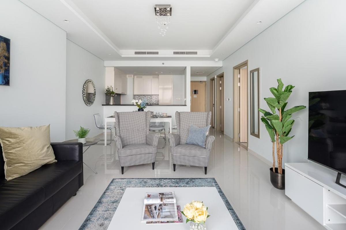 Frank Porter - Paramount Midtown