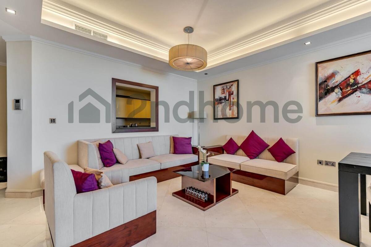 Beachfront Escape Sea-View Balcony Palm Jumeirah - 5