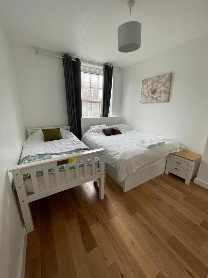 Charming 2 Bedroom Apartment in Central London - 2