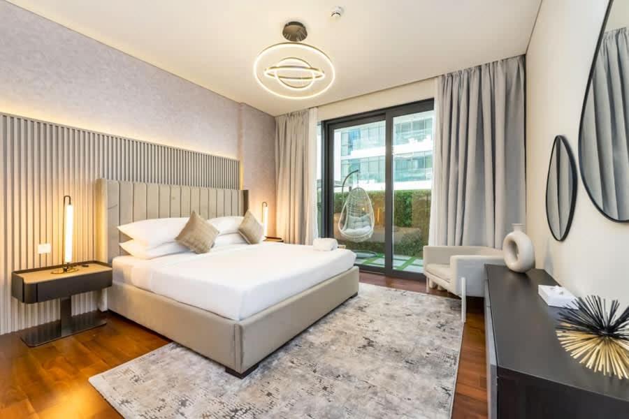 Elegant 2BR with Maids Room City Walk - 2