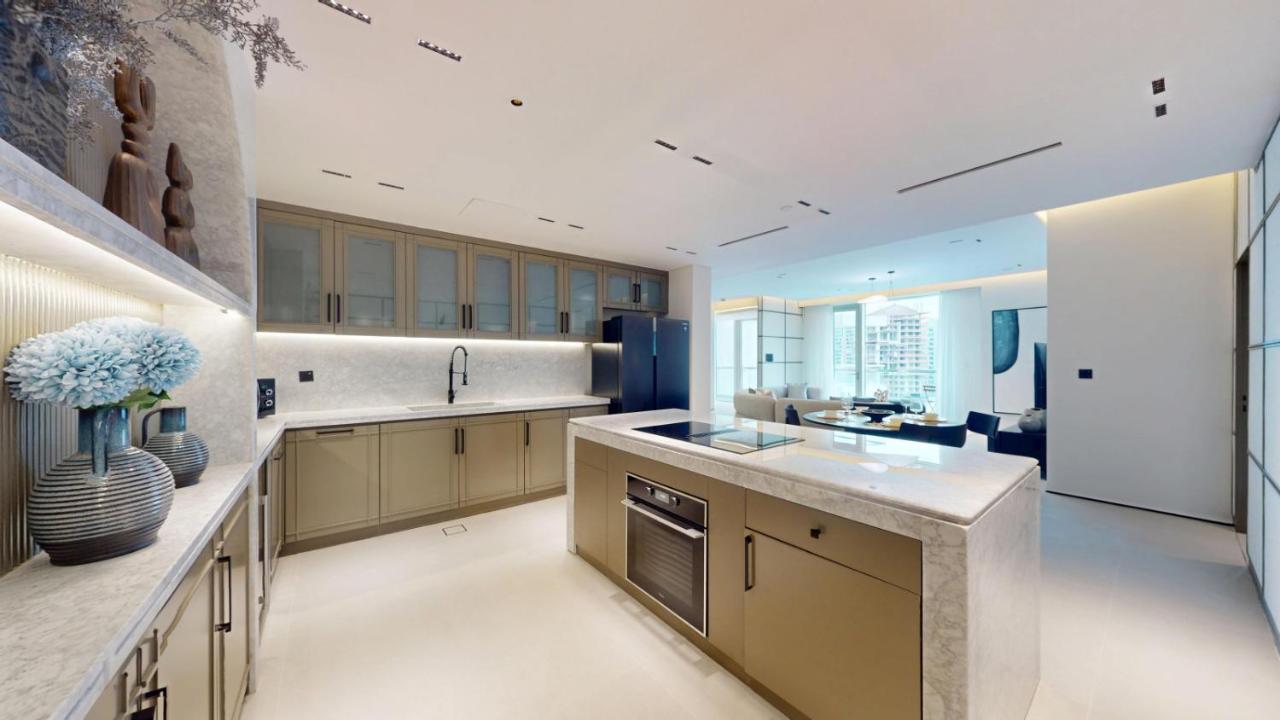 Vacationer Holiday Homes l Premium 2 Bedroom l Business Bay l Prime Location - 3