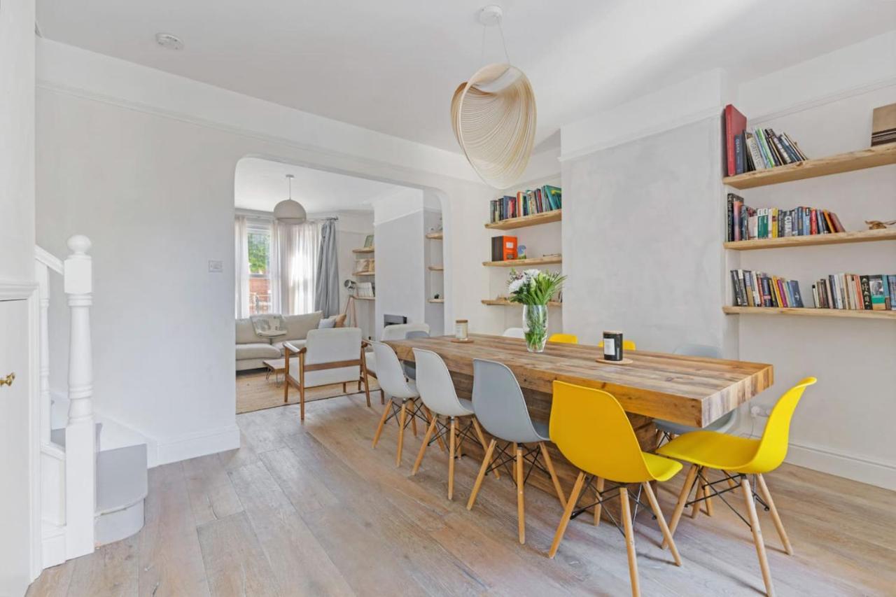 Stunning 2Bed Central Home - 4