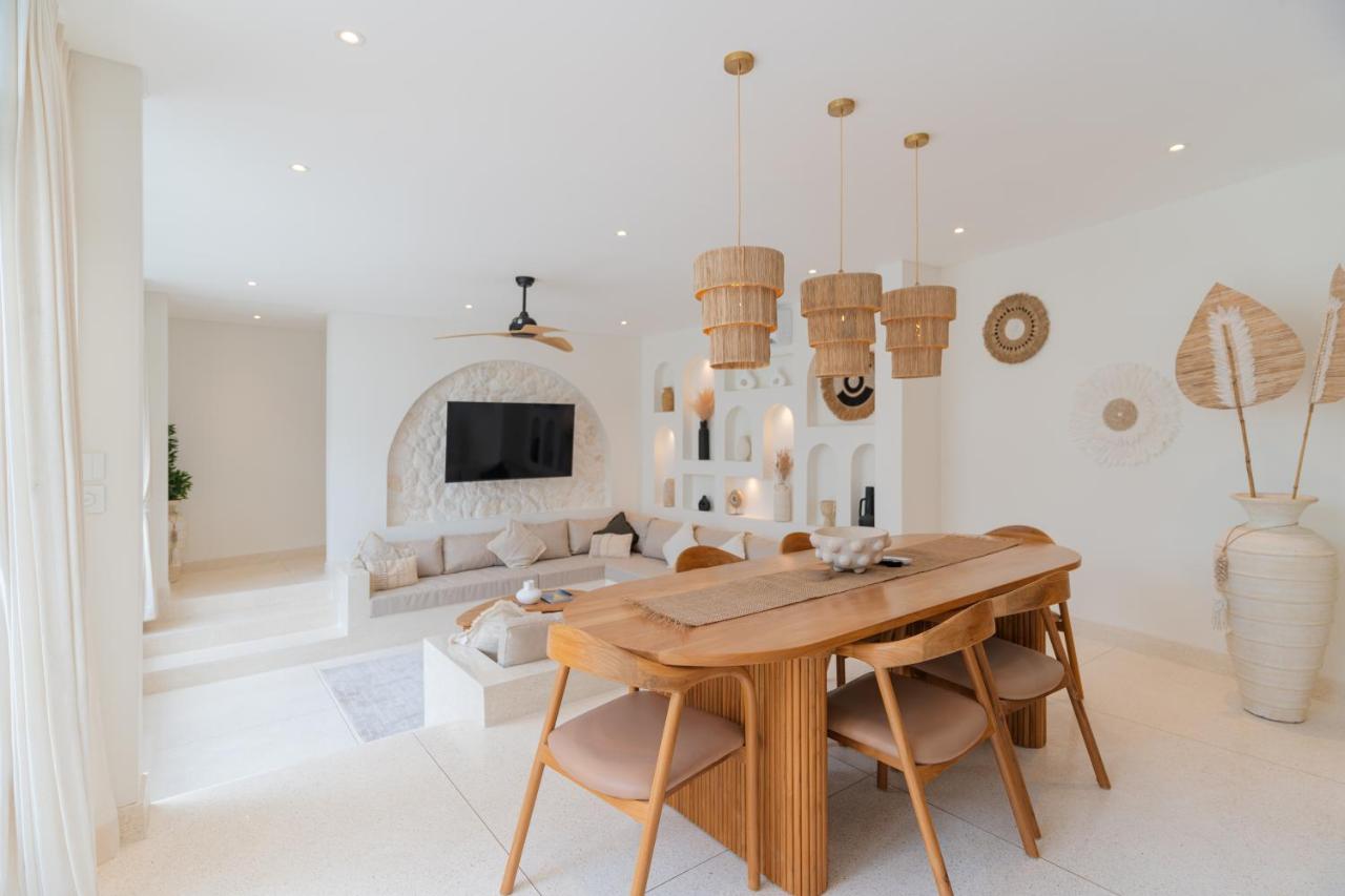 Stylish 3BR Pool Villa Walk to Cafes Pererenan - 5