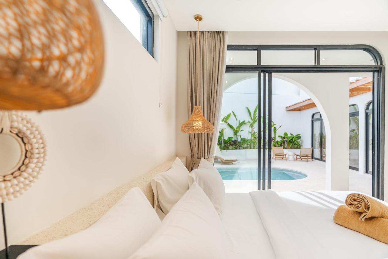 Stylish 3BR Pool Villa Walk to Cafes Pererenan - 2