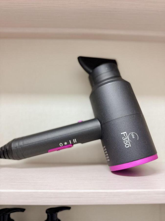 Ttukseom Station 6 minutes,Airport Bus 9 minutes,Seongsu,Seoul Forest,Myeongdong,Gwangya,Lotte World,KSPO - 5