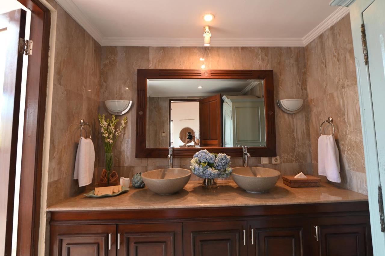 Villa Leona Seminyak - 3