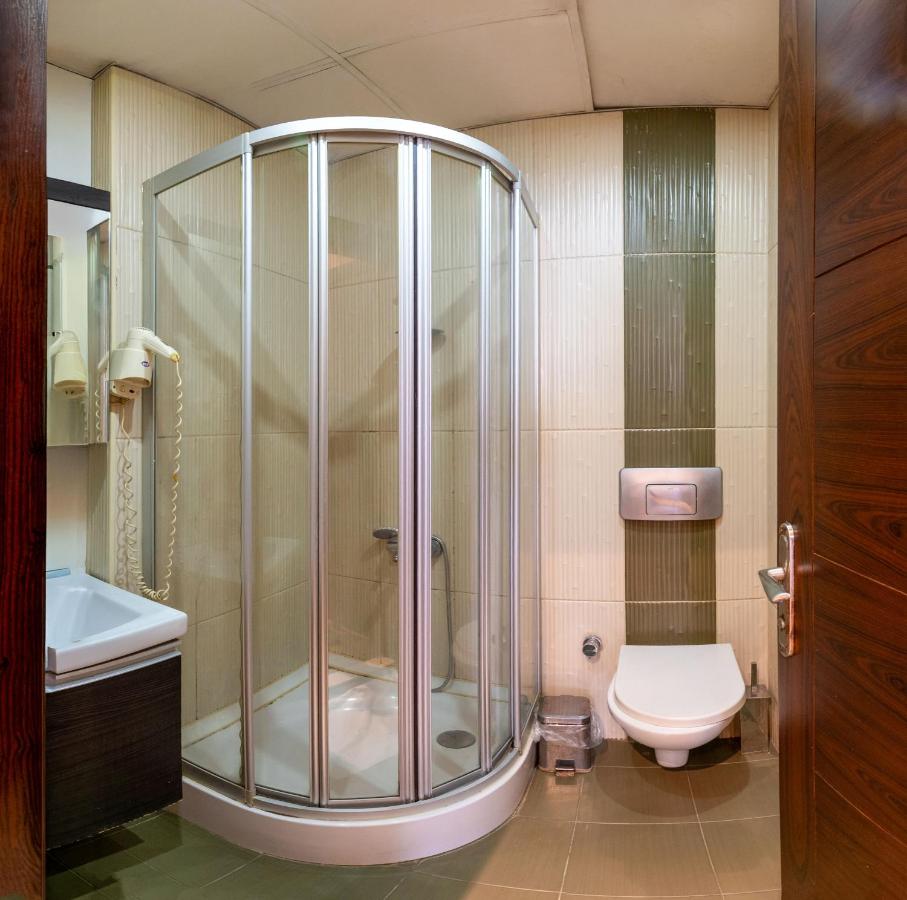 GRAND OPERA HOTEL - 3