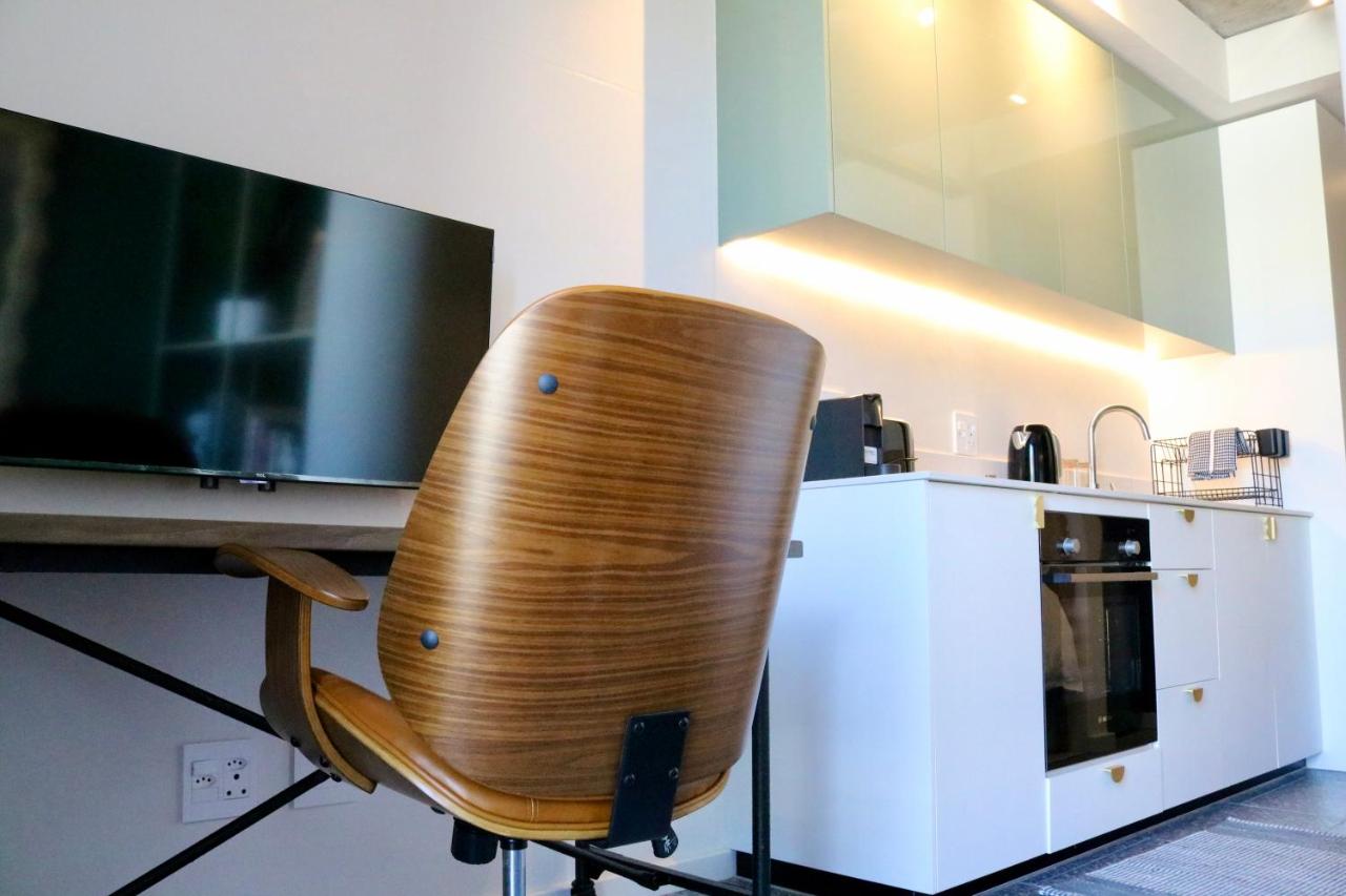 Sea Point Studio Pool & Mountain Views - 2