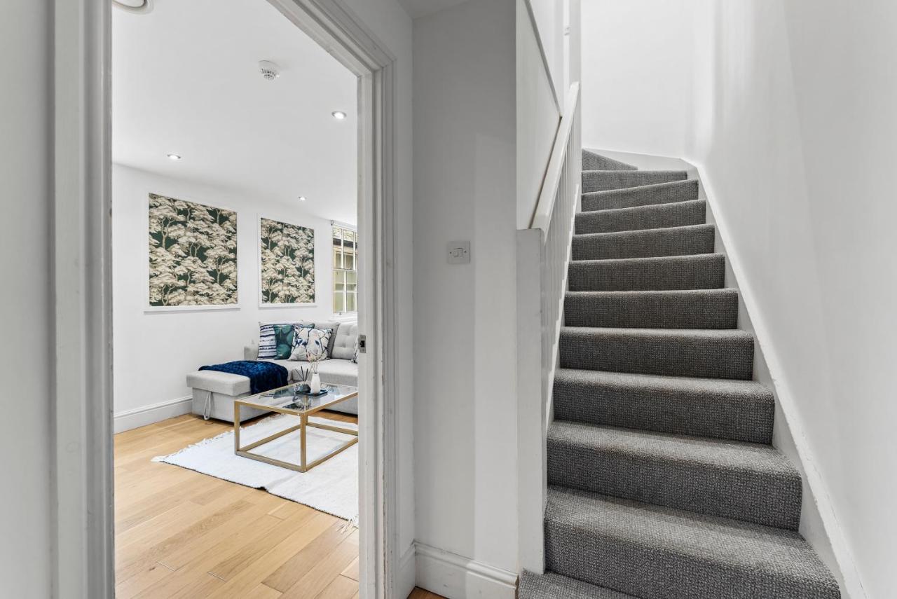 The Roman Bath Apartments - The Gatsby - 5
