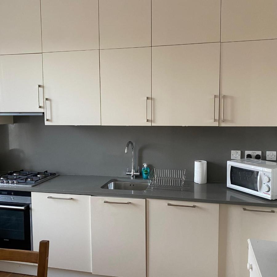 Kensington Corner Apartment - 2